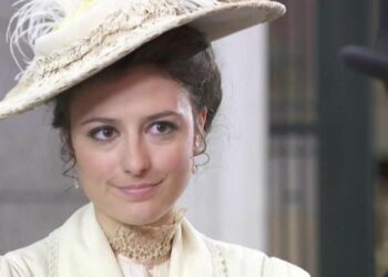 Una Vita anticipazioni, puntata serale 21 settembre 2019: qualcuno indaga su Lucia
