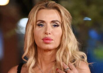 Il ritorno di Valeria Marini: sarà in giuria a La Pupa ed il Secchione