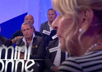 Uomini e Donne, corteggiatore stanco del comportamento di una dama: ecco di chi si tratta