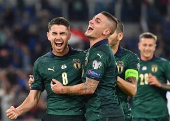 Ascolti tv: dati auditel sabato 12 ottobre. Sfida tra il match Italia – Grecia e il film Adaline – L’eterna giovinezza