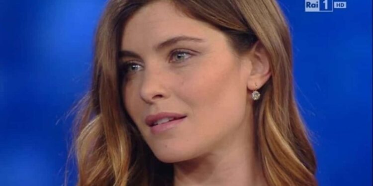 La fuggitiva: presto inizieranno le riprese della nuova fiction su RAI 1 con Vittoria Puccini. Ma stasera c’è “Il processo” su Canale 5.
