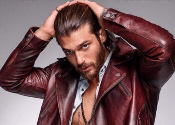 Can Yaman si confessa: “Non ho ancora trovato il vero amore”.