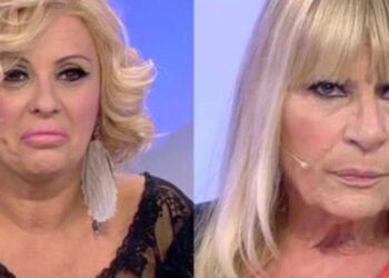 Uomini e Donne, Tina attacca Gemma: “Tu la dignità non sai neanche dove stia!”