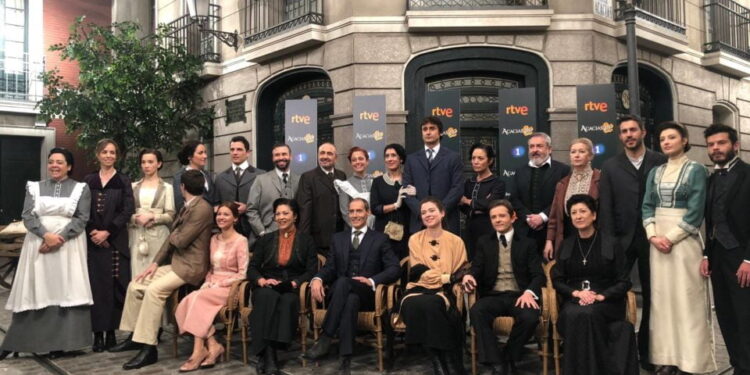 Una vita anticipazione shock: arriva la prima notte d’amore tra due donne