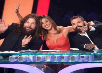 Ascolti tv: dati auditel sabato 21 dicembre. Sfida tra L’album di Tù Sì Que Vales e I Soliti Ignoti Il Ritorno – Speciale Telethon.