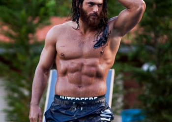 Can Yaman rischia il boicottaggio in Turchia? Ecco i dettagli della faccenda.