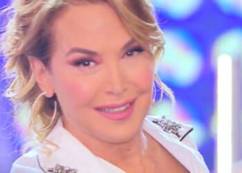Domenica Live, ospiti ed anticipazioni domenica 1° marzo: in studio anche il fratello di un compianto cantante italiano