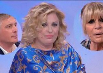 Uomini e Donne, svelato accordo segreto tra Tina Cipollari e Giorgio Manetti “coperto” da Maria De Filippi. Gemma molto sorpresa.