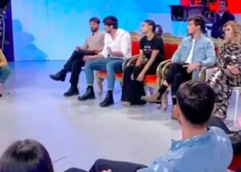 Uomini e Donne, anticipazioni di oggi, lunedì 10 febbraio: protagonisti Carlo, Sara e Daniele.