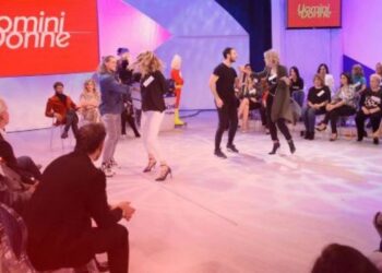Uomini e Donne, anticipazioni di oggi, giovedì 13 febbraio: Ida torna in studio da sola. Ecco chi è il vero amore di Gemma secondo Aurora