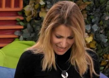 Coronavirus: lutto per Adriana Volpe, uscita spontaneamente dal Grande Fratello Vip