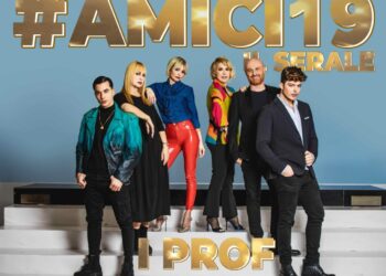 Amici, via tre professori: indiscrezione su nomi eccellenti