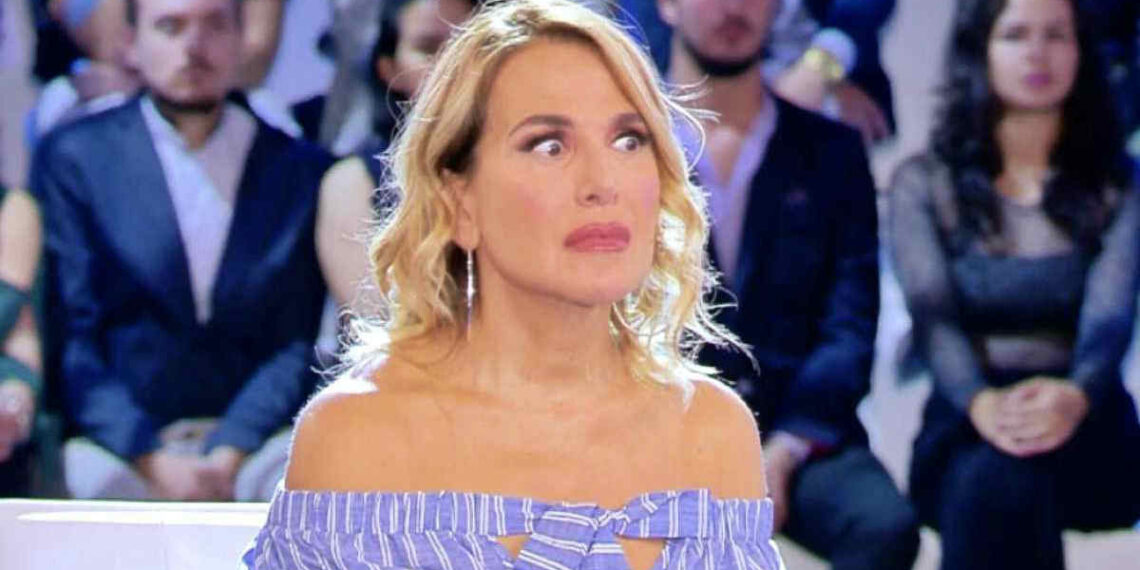 Barbara D’Urso, problemi per lei e i suoi programmi: che cosa è successo?