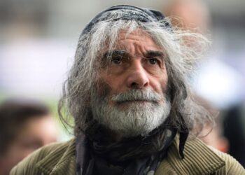 Mauro Corona: vita privata, chi è, età, carriera, moglie, figli, Instagram dello scrittore