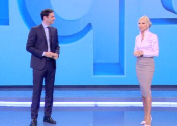 Mattino Cinque, ritorno ‘col botto’ per Federica Panicucci. Il saluto particolare a Francesco Vecchi