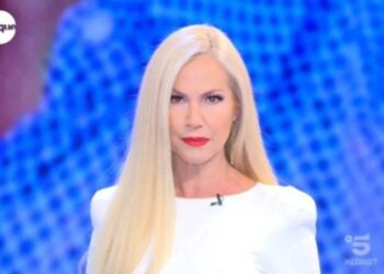 Mattino Cinque, Federica Panicucci torna e tornano anche gli hater: ecco come risponde il compagno