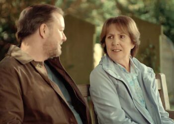After Life Netflix: la serie che vi farà commuovere. Trama e cast.