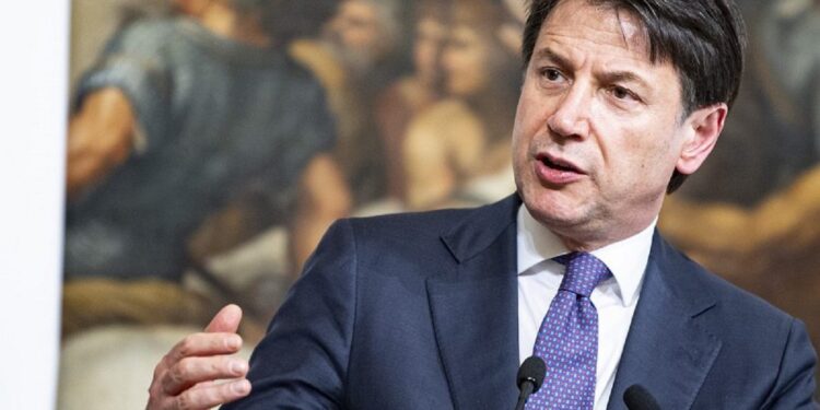 Giuseppe Conte: vita privata, chi è, carriera, partner, figlio, Instagram e curiosità sul presidente del Consiglio
