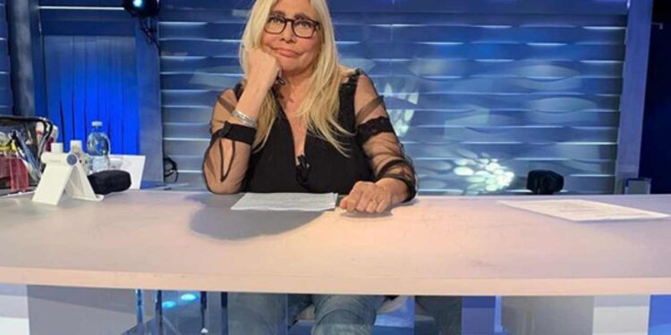 Anticipazioni ed ospiti Domenica In 14 giugno: Mara Venier intervista l’ex marito di una famosissima showgirl al centro del gossip