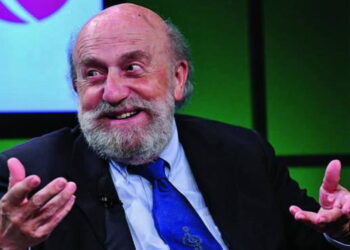 Enrico Beruschi: vita privata, età, Instagram, moglie, figli e curiosità sul comico