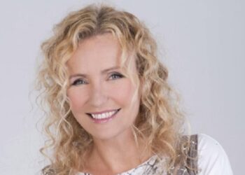 Licia Colò: vita privata, età, carriera, Instagram, marito, figlia e curiosità sulla conduttrice