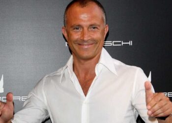 giorgio mastrota vita privata biografia Giorgio Mastrota