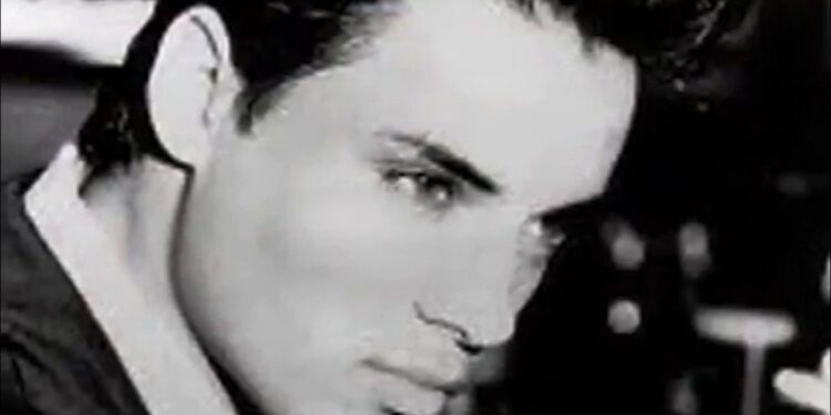 nick kamen vita privata biografia 770013 thumb full 720 050521 spotlevisnickkamen 1