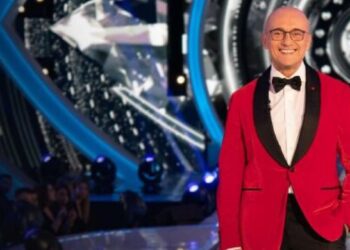 gf vip 6 prime anticipazioni gf vip alfonso signorini arriva nella casa il pubblico vi ama e pazzo 2550008