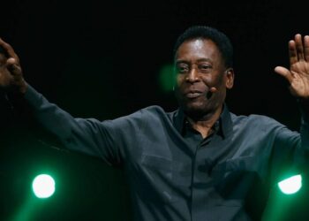pele vita privata biografia carriera Pelé in ospedale