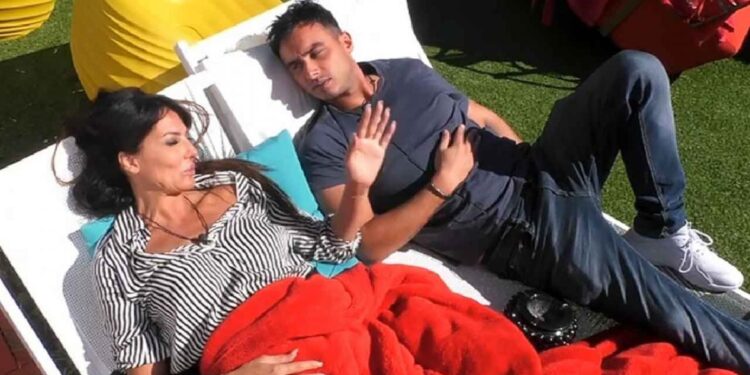gf vip 6 nicola pisu gfvip nicola si dichiara a miriana ma lei lo gela fuori devo chiarire una cosa 2676722
