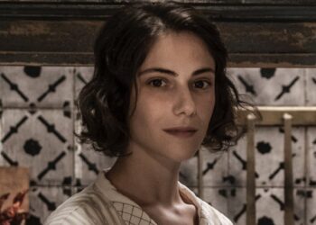 maria vera ratti vita privata maria vera ratti nel ruolo di enrica nella prima puntata de il commissario ricciardi credits anna camerlingo e rai