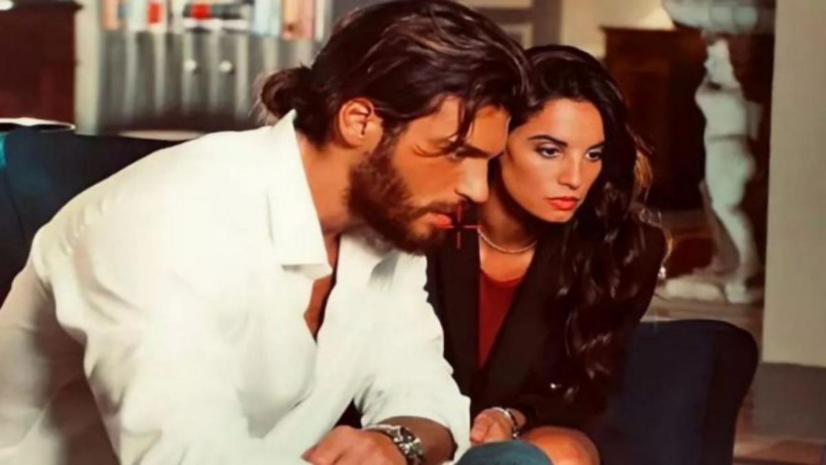 viola come il mare fan can yaman e francesca chillemi sul set di viola come il mare 2676986