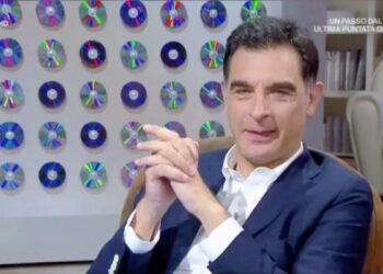 tiberio timperi vita privata biografia Tiberio Timperi biografia eta altezza peso figli moglie e vita privata 1 1280x720 1