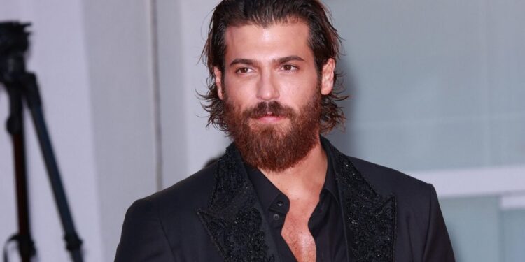 viola come il mare can can yaman kika