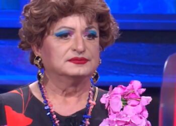 maurizio ferrini vita privata biografia foto signora coriandoli min