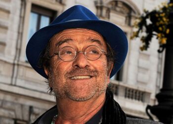 lucio dalla vita privata biografia lucio dalla