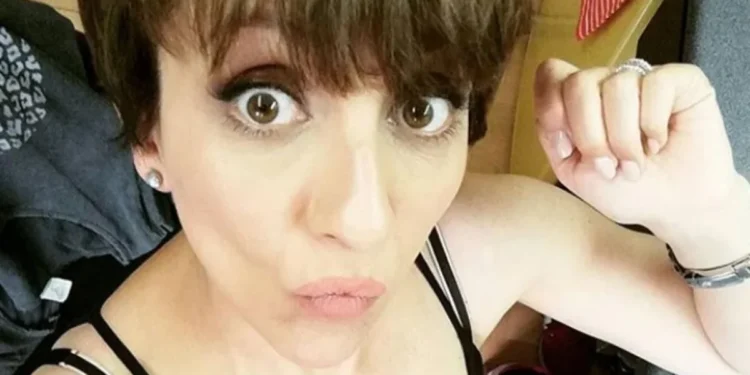 lucia ocone vita privata biografia lucia ocone vivo d estate per andare poi in letargo d inverno dy6x