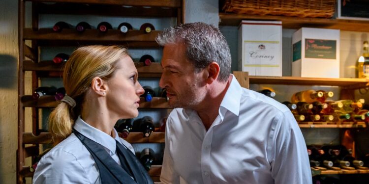 tempesta damore anticipazioni 31 agosto Katja Rosin Nel Ruolo Di Selina Bach Nel Ruolo Di Christoph Saalfeld in tempesta d amore credits mediaset