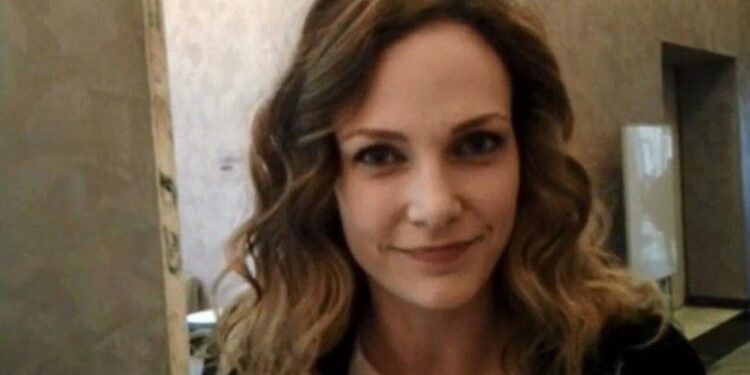 Ricordi Sara Zanier (Isabella Dominici) della fiction ”Le Tre rose di Eva”? Ecco com’è oggi (Foto)
