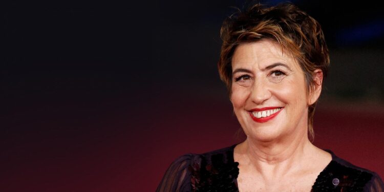 Serena Dandini: vita privata, biografia, carriera, Instagram, marito, figli e curiosità sulla conduttrice