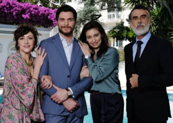 Diversi come due gocce d’acqua: trama, cast e location