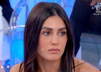 Uomini e Donne, anticipazioni 16 dicembre: Alice assente. Alessio Campoli furibondo