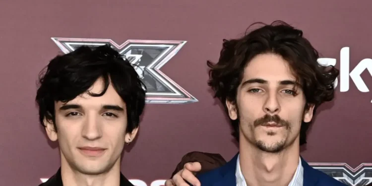 Chi sono i Santi Francesi finalisti di X Factor: componenti, età e lavoro