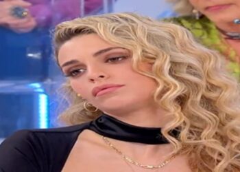 Uomini e Donne, anticipazioni 27 gennaio: annuncio choc di Carola a Federico
