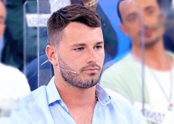 Uomini e Donne, anticipazioni 9 gennaio: Gemma Galgani litiga per Alessandro. Federico se ne va oggi?