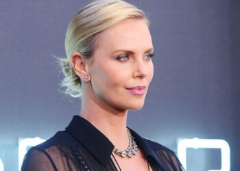 Charlize Theron: età, marito, nuovo compagno, figli, vita privata e patrimonio