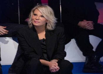 C’è Posta per te, perché non ci sono ospiti Vip puntata 11 febbraio