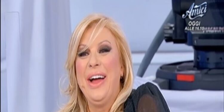 Uomini e Donne, anticipazioni 17 gennaio: Armando contro Michela. Tina balla con Ivan