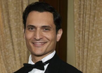 Il Paradiso delle Signore 7, spoiler 24 febbraio: Vittorio Conti rivedrà Diletta e usciranno insieme