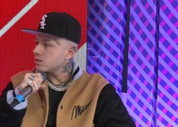 Chi è Lazza: età, nome vero, fidanzata e significato della canzone Festival di Sanremo